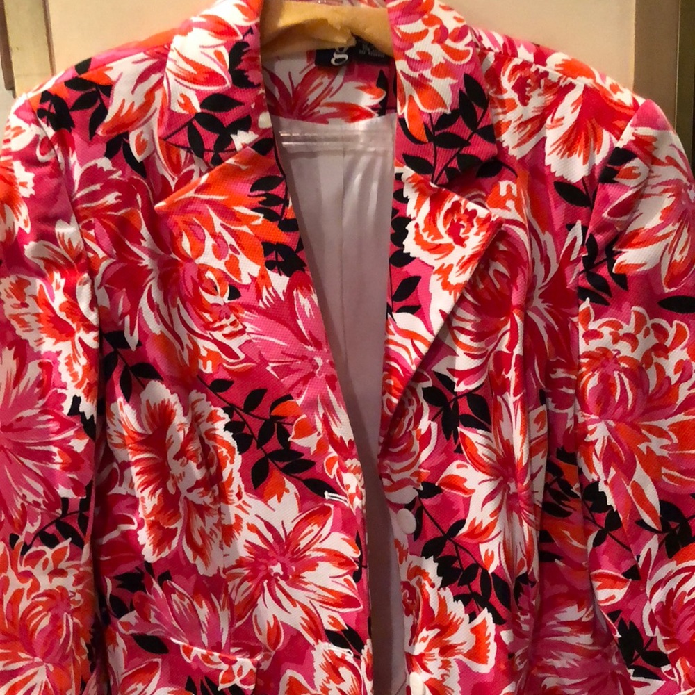 Cute short jacket